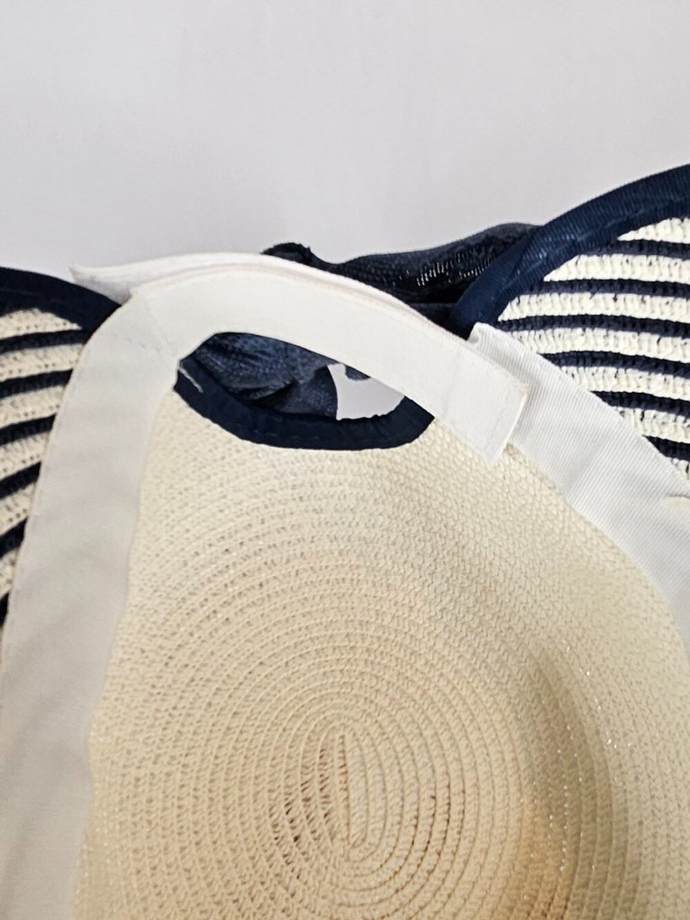 Packable Wide Brim Sun Hat | Navy Bow | Beach Resort Cruise | Adjustable - Picture 9 of 16